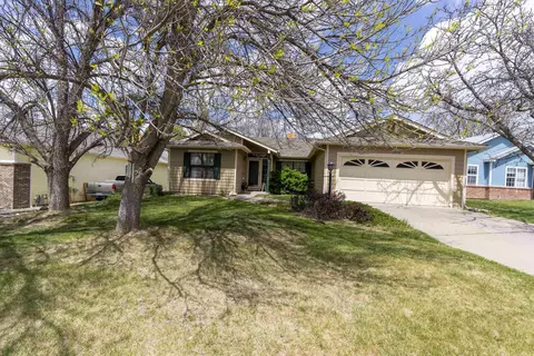 65 Columbine Ln, Parachute, CO 81635