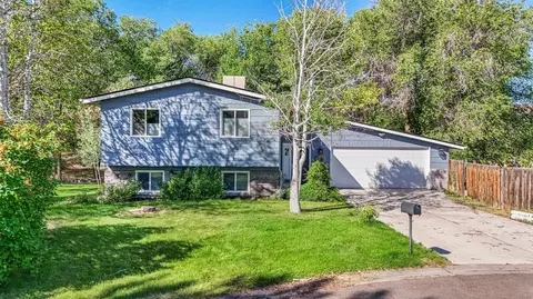 527 Greenbelt Ct, Grand Junction, CO 81507