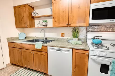 Kitchen - 155 N Cherry St, Fruita, CO 81521 photo 4 of 5
