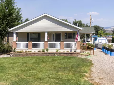 580 Denver Ave, De Beque, CO 81630