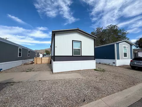 317 W 8th St #25, Palisade, CO 81526