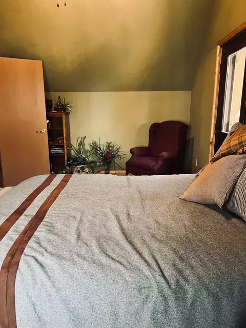 Bedroom - 301 Crest Dr, Cimarron, CO 81220 photo 5 of 7