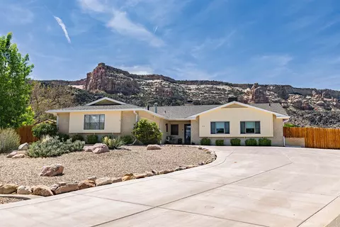 523 Ute Ct, Grand Junction, CO 81507