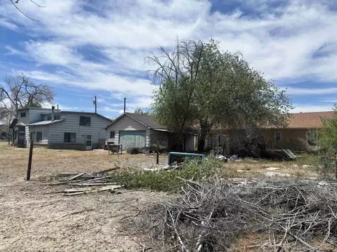 Exterior - 1081 E 5th St, Delta, CO 81416 photo 3 of 4