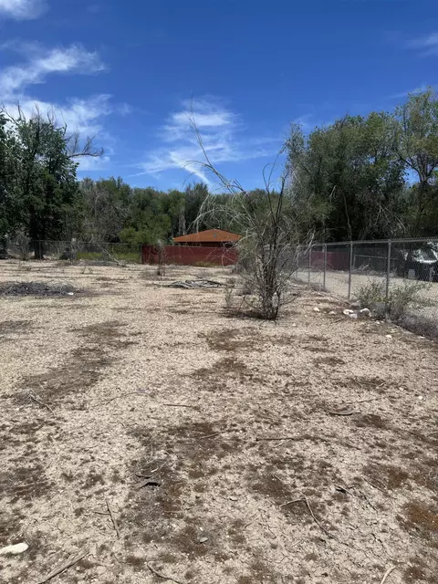 Exterior - 1081 E 5th St, Delta, CO 81416 photo 2 of 4