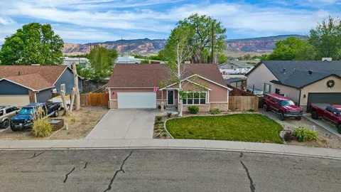 View/Area - 1260 Tara Dr, Fruita, CO 81521 photo 2 of 5