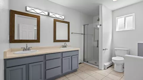 Bath - 1260 Tara Dr, Fruita, CO 81521 photo 1 of 3