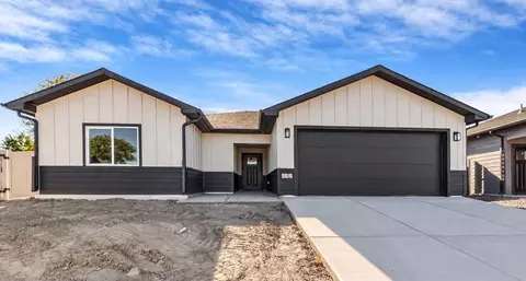 409 Pear Ln, Grand Junction, CO 81504