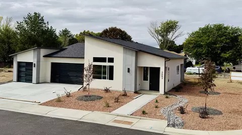 3063 Wellington Ave, Grand Junction, CO 81504