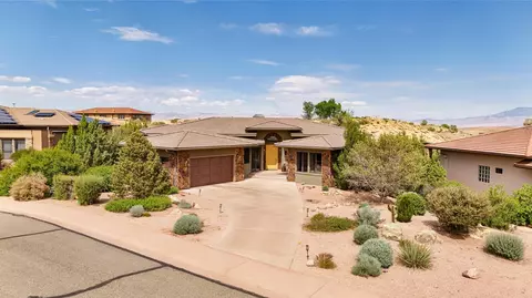 340 Iron Horse Ct, Grand Junction, CO 81507