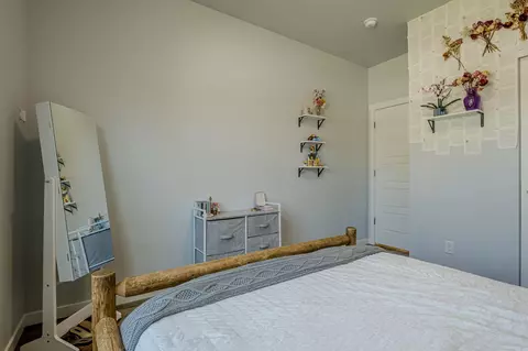Bedroom - 902 Cresthaven Dr, Fruita, CO 81521 photo 3 of 9