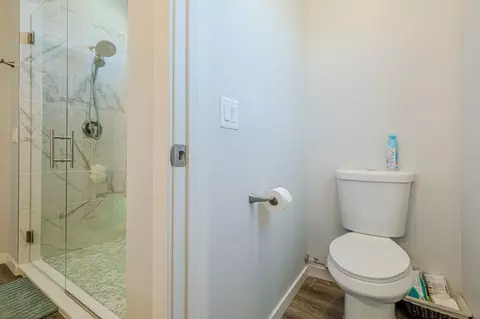Bath - 902 Cresthaven Dr, Fruita, CO 81521 photo 4 of 4