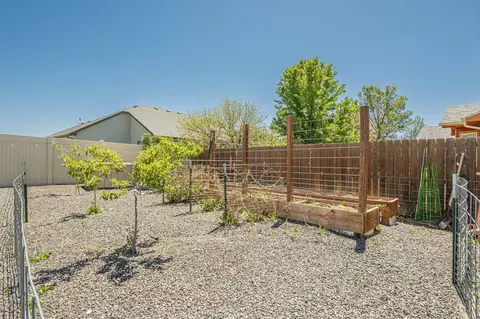 Exterior - 902 Cresthaven Dr, Fruita, CO 81521 photo 8 of 9