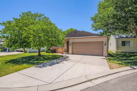 2 Bordeaux Ct, Grand Junction, CO 81507