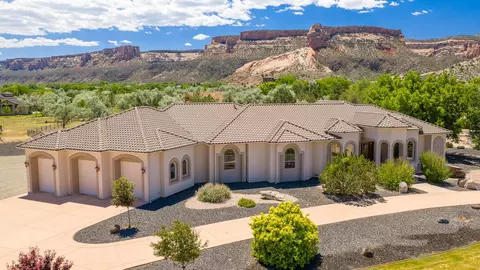 719 Curecanti Cir, Grand Junction, CO 81507