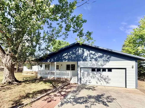 201 Knob Hill Dr, Grand Junction, CO 81503