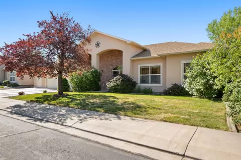 2515 Van Buren Ave, Grand Junction, CO 81505