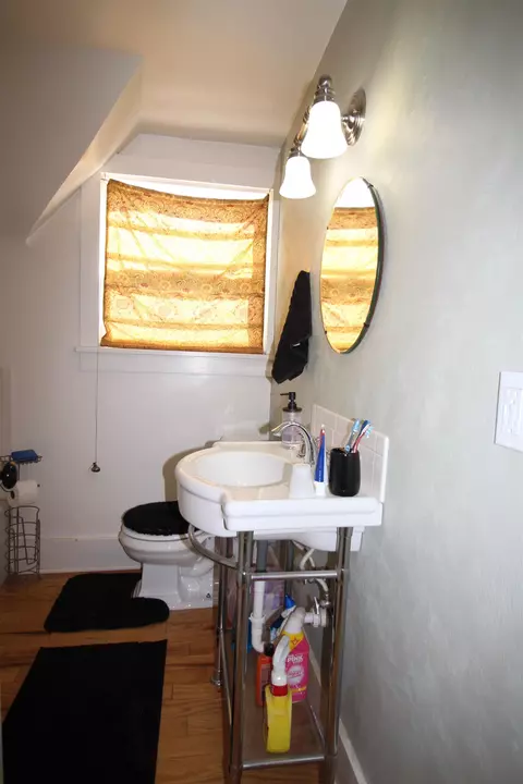 Bath - 1150 E 7th St, Delta, CO 81416 photo 3 of 4