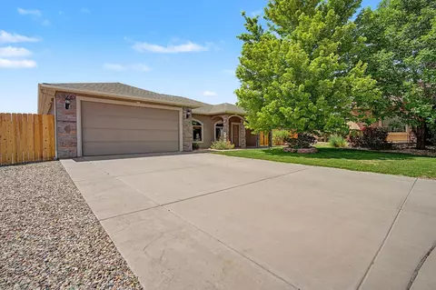 1027 Chinle Ct, Fruita, CO 81521