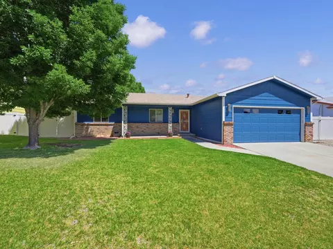 594 12 Sycamore Ct, Grand Junction, CO 81504