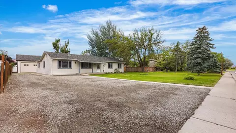 926 E Cleveland Ave, Fruita, CO 81521 photo 2