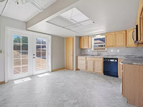 Kitchen - 913 Squire Ct, Fruita, CO 81521 photo 1 of 2