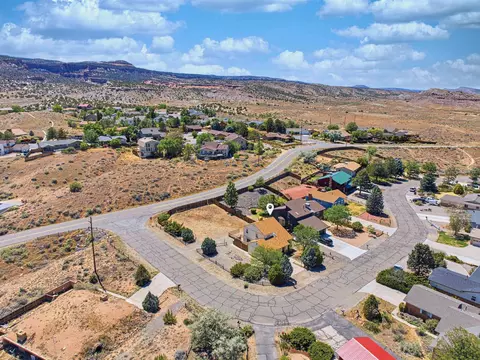 View/Area - 913 Squire Ct, Fruita, CO 81521 photo 5 of 6