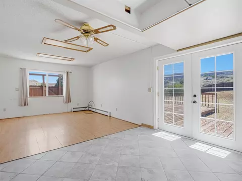 Living - 913 Squire Ct, Fruita, CO 81521 photo 6 of 6