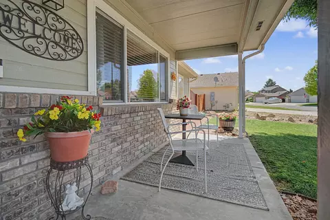 Exterior - 411 Poplar Dr, Fruita, CO 81521 photo 3 of 7