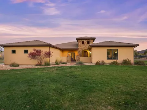 2103 Desert Hills Rd, Grand Junction, CO 81507