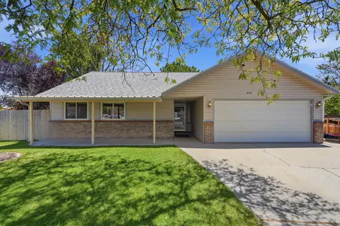 604 S Sunset Ct, Grand Junction, CO 81504
