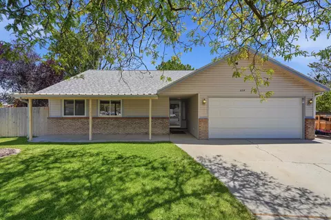 604 S Sunset Ct, Grand Junction, CO 81504