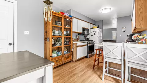 Kitchen - 252 W Gloucester Cir, Grand Junction, CO 81503 photo 2 of 3