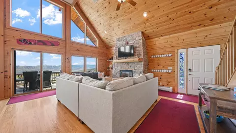 Living - 8506 Lone Eagle Rd, Mesa, CO 81643 photo 2 of 5