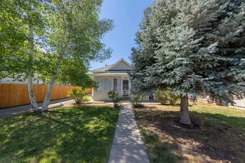 229 W 5th St, Palisade, CO 81526
