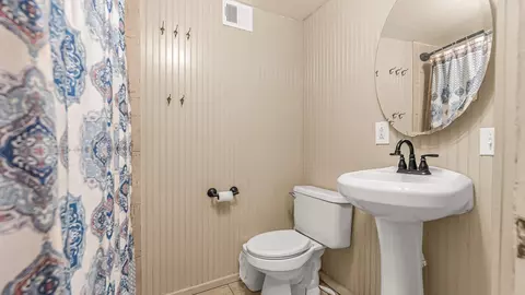 Bath - 208 E 3rd St, Parachute, CO 81635 photo 2 of 2
