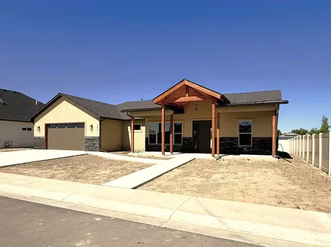 363 Mee Canyon Cir, Fruita, CO 81521