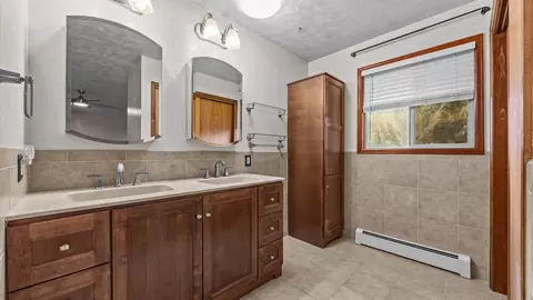 Bath - 891 20 12 Rd, Fruita, CO 81521 photo 1 of 4