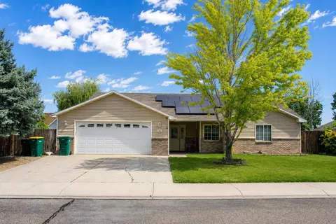 741 Stone Mountain Dr, Fruita, CO 81521
