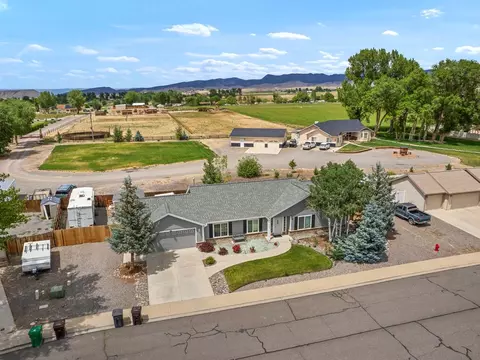 3165 Crows Nest Ct, Montrose, CO 81401