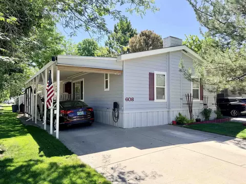 435 32 Rd #608, Clifton, CO 81520