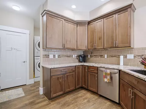 Kitchen - 1180 Primrose Ln, Fruita, CO 81521 photo 6 of 7