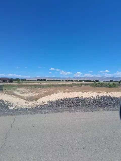 1490 Hereford Ct, Loma, CO 81524