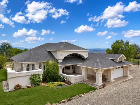 10783 3200 Rd, Hotchkiss, CO 81419