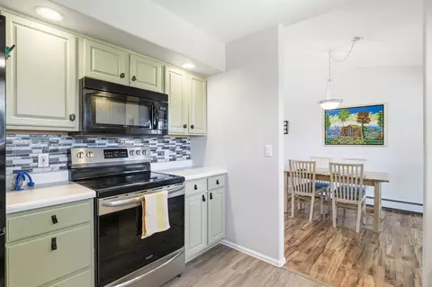 Kitchen - 697 Pinyon Dr, Fruita, CO 81521 photo 3 of 3