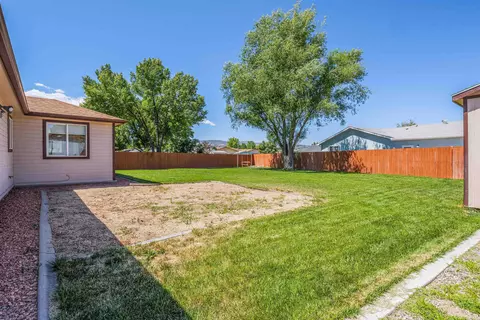 Exterior - 697 Pinyon Dr, Fruita, CO 81521 photo 8 of 11