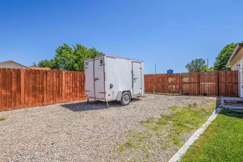 Exterior - 697 Pinyon Dr, Fruita, CO 81521 photo 10 of 11