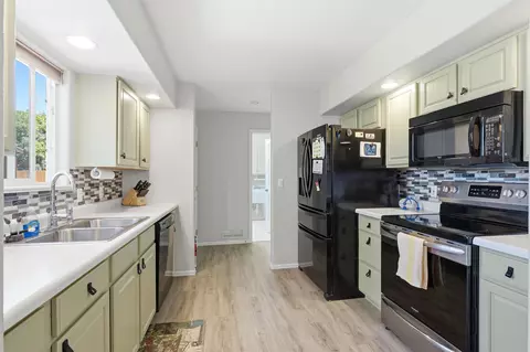 Kitchen - 697 Pinyon Dr, Fruita, CO 81521 photo 1 of 3