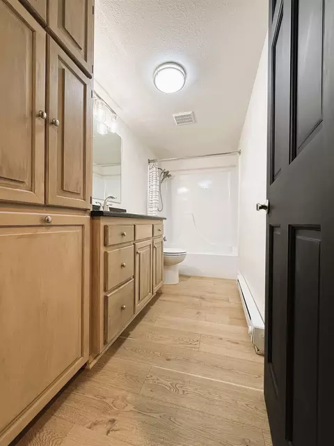 Bath - 137 Pinyon Cir, Rangely, CO 81648 photo 1 of 6
