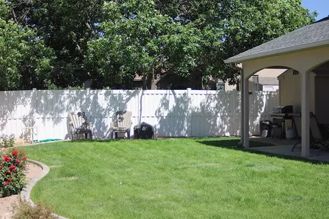 Exterior - 813 Dee Ann St, Fruita, CO 81521 photo 6 of 8